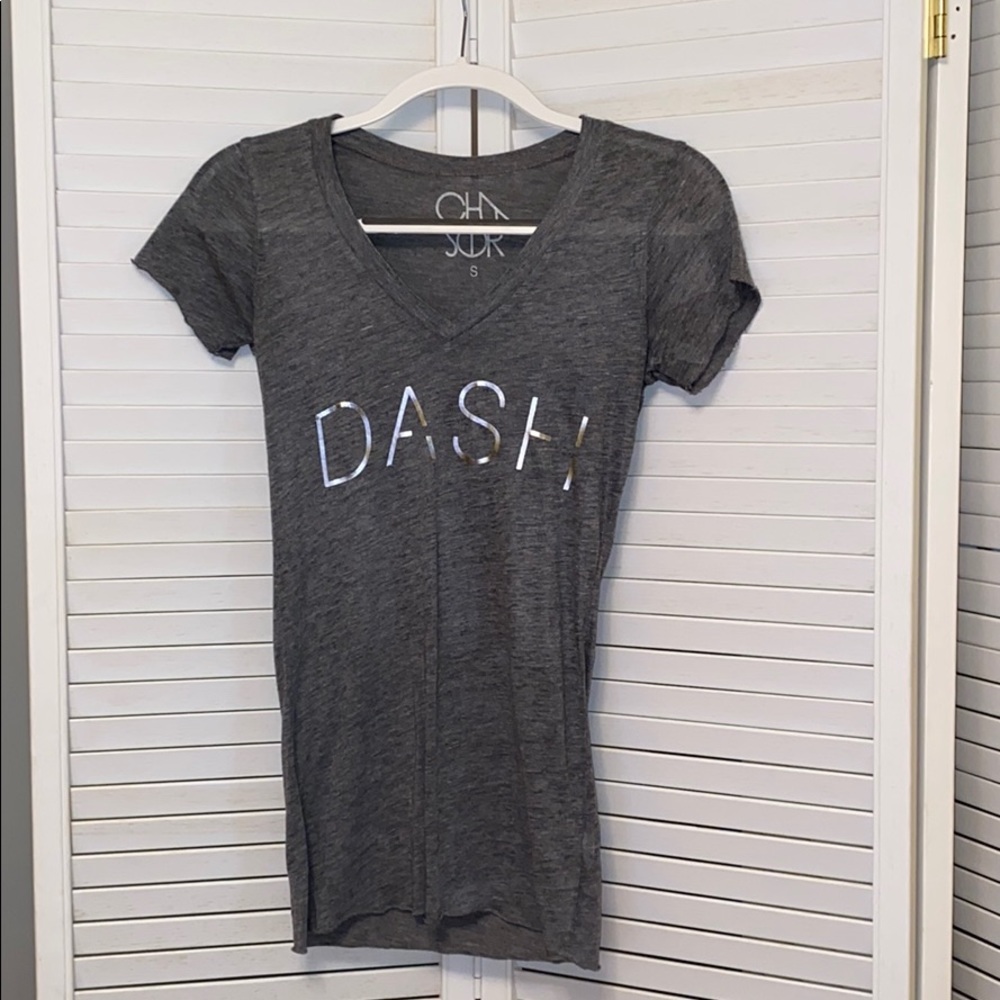 DASH v-neck